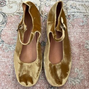 Doen Mary Jane Slippers Size 8